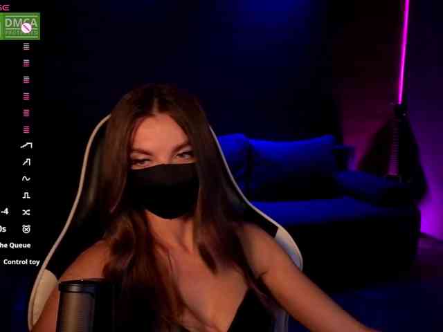 AliceFoXy webcam