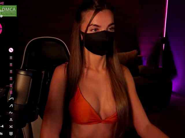 AliceFoXy webcam