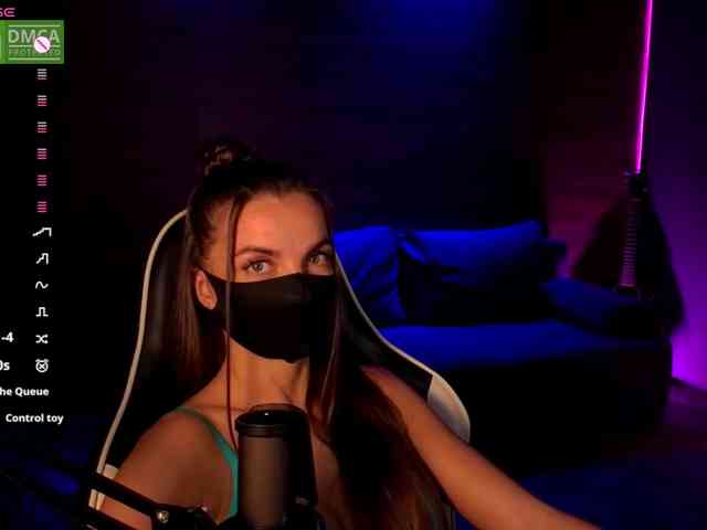 AliceFoXy webcam