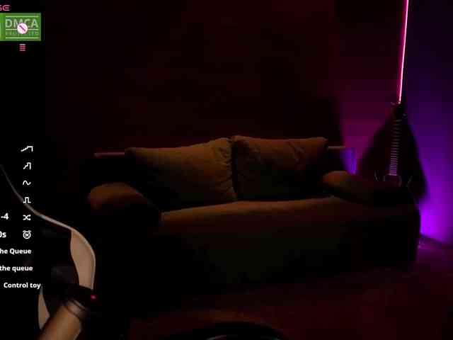 AliceFoXy webcam