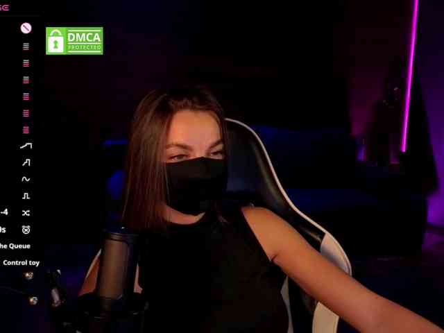 AliceFoXy webcam