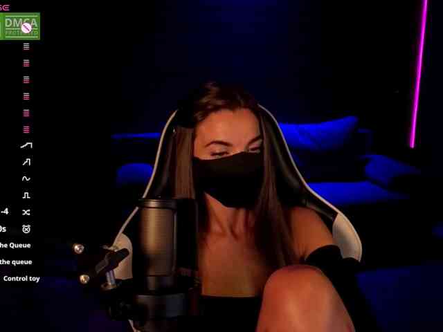 AliceFoXy webcam