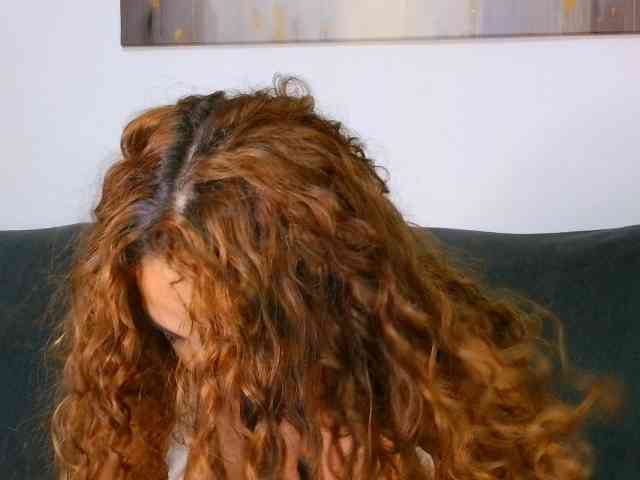 Modèle: curlygirl35