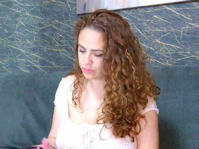 Model: curlygirl35