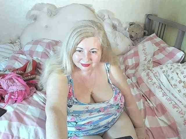 DonnaKlava webcam