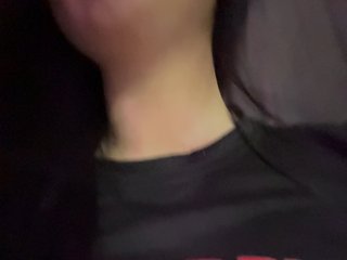 MENNDI Porn Show