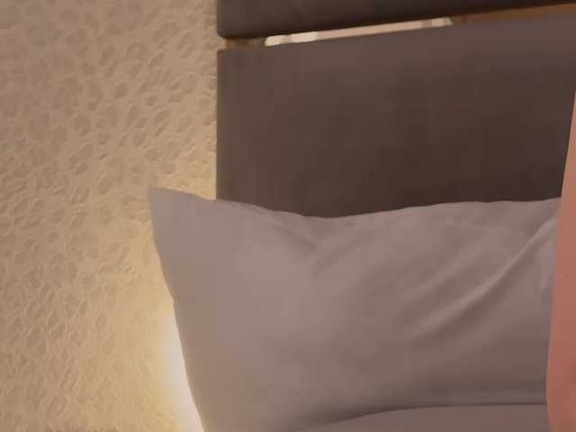 mendi-'s BongaCams show and profile