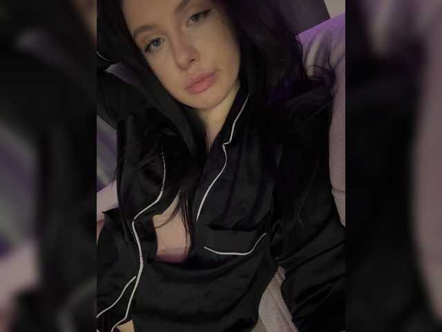 mendi- live cam on BongaCams