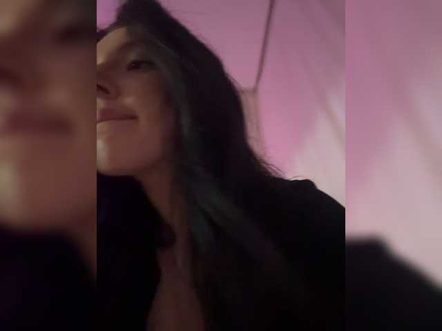 mendi- live sex show