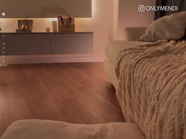 mendi-, live now on BongaCams