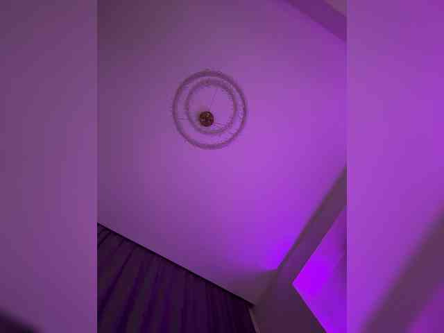 mendi- Live Webcam on BongaCams