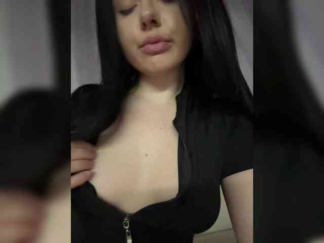 mendi- Sex Cam Show
