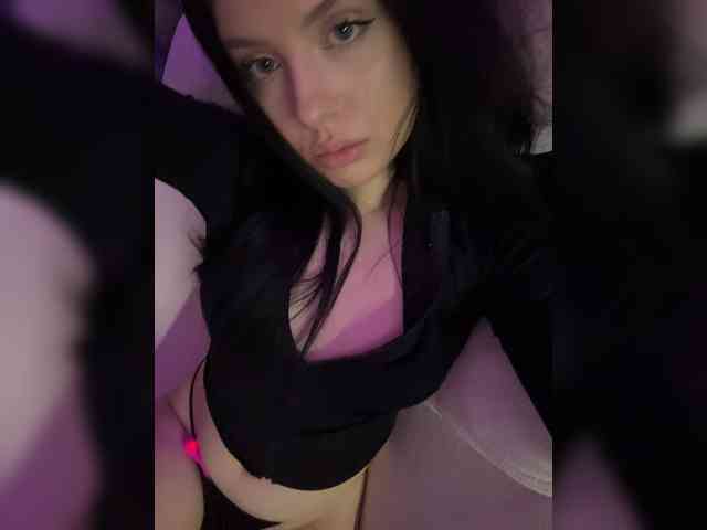 mendi- Sex Cam Show