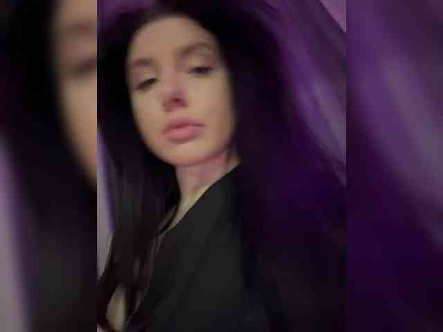 mendi- Sex Cam Show