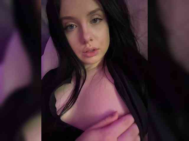 mendi- Sex Cam Show