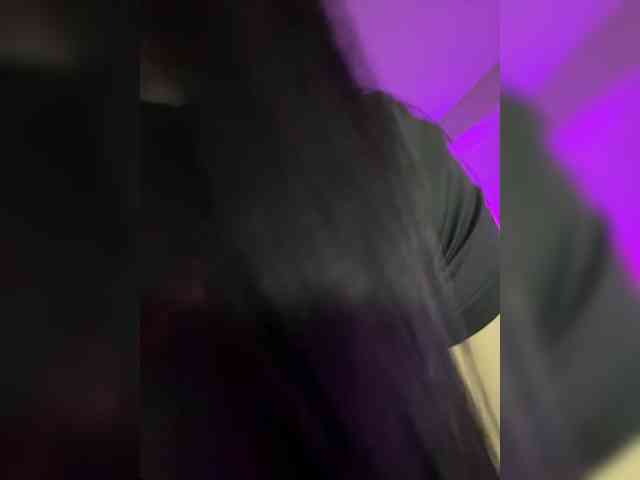 mendi- Sex Cam Show