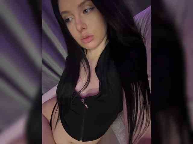 mendi- Sex Cam Show