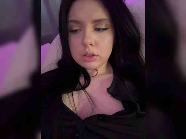 mendi- Sex Cam Show