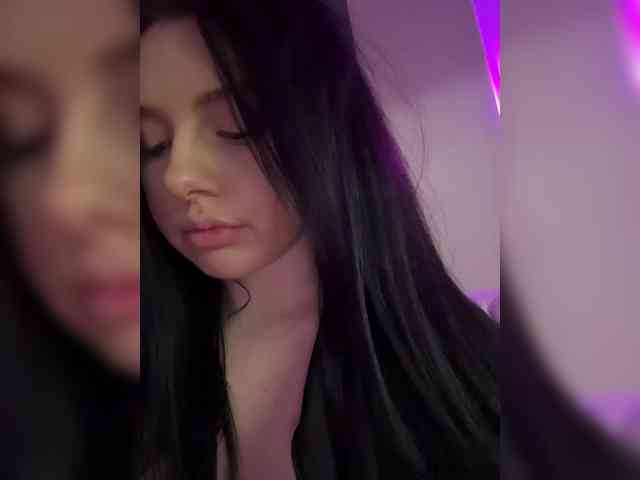 mendi- Sex Cam Show