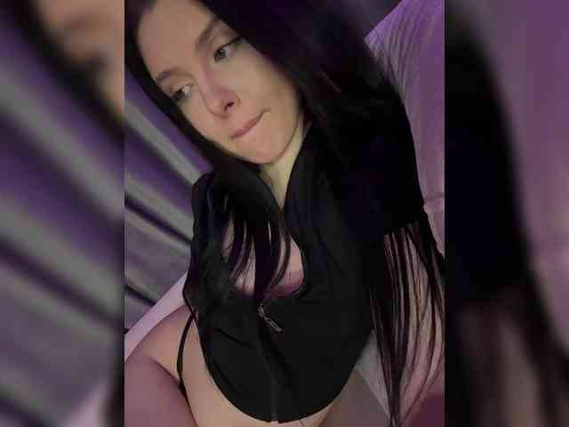 mendi- Sex Cam Show