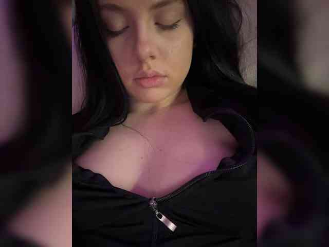 mendi- Sex Cam Show
