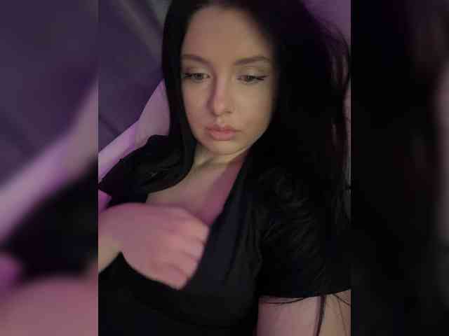 mendi- Sex Cam Show