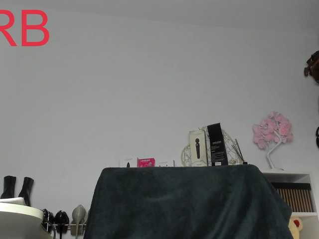 SweetCassie's BongaCams show and profile