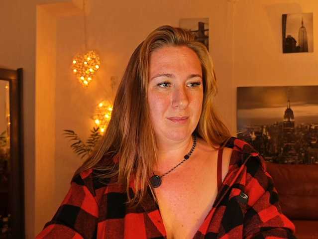 MazyMi live cam on BongaCams