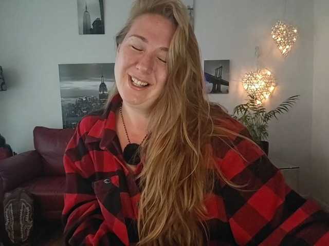 le modèle MazySun est en webcam porno dans un show sur le site bongacams, il possède les tags suivants: White/Caucasian,Blonde,Shaved