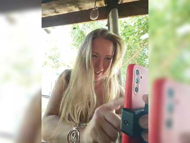 MazyMi live cam on BongaCams