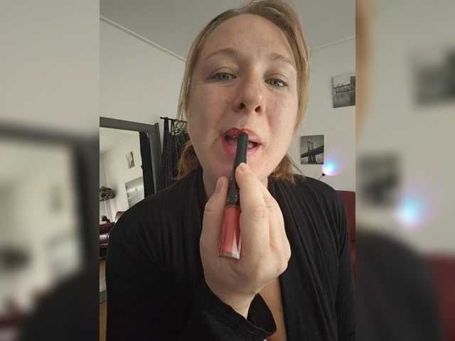 MazyMi live webcam show