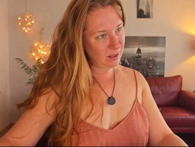 MazyMi live cam on BongaCams