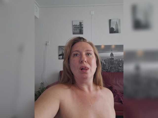MazyMi live cam on BongaCams