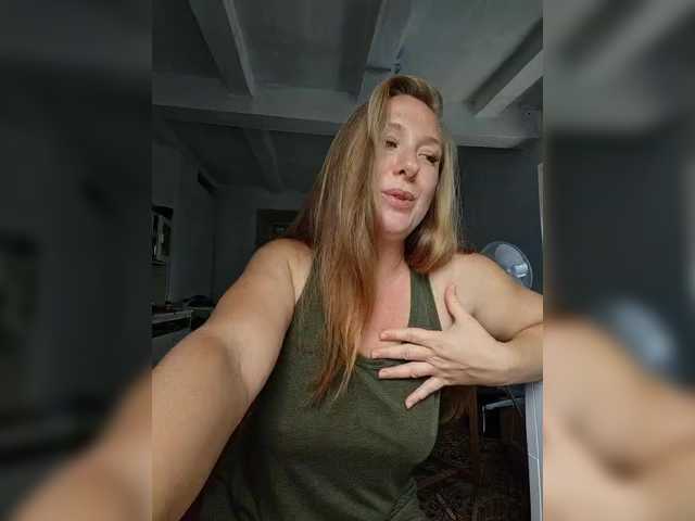 MazyMi live cam on BongaCams