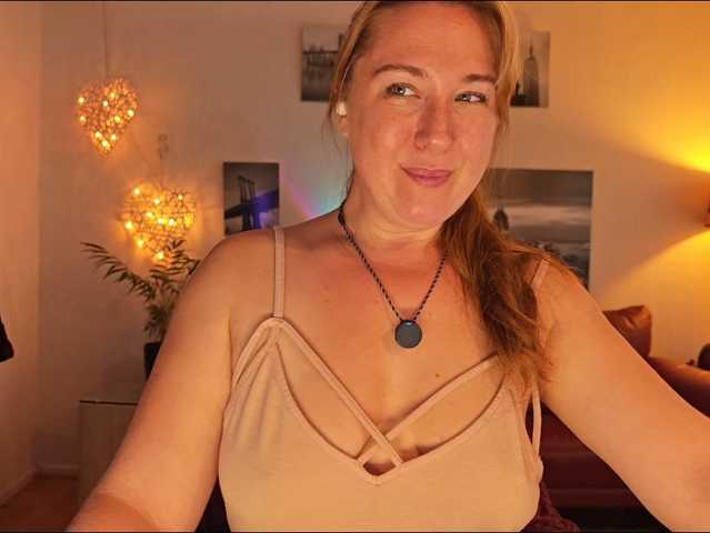 MazyMi live cam on BongaCams