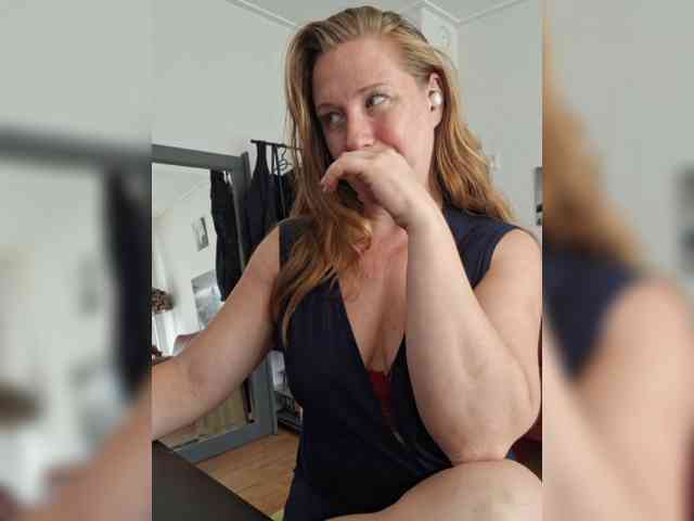 MazyMi Sex Cam Show
