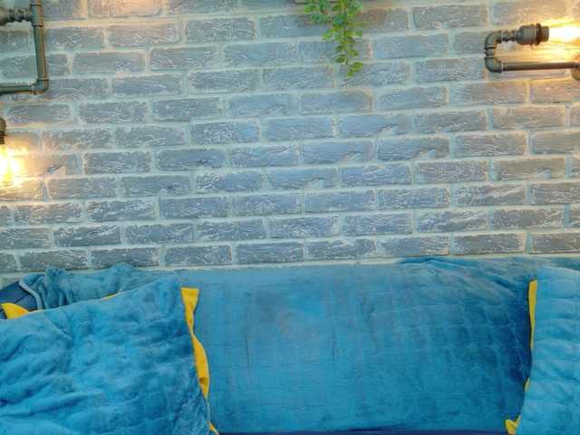 Lisa-Caprice's BongaCams show and profile