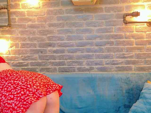 Lisa-Caprice webcam