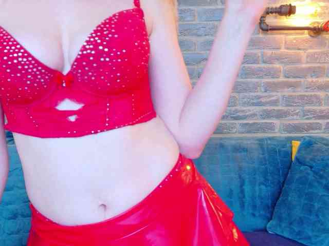 Lisa-Caprice webcam