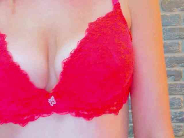 Lisa-Caprice webcam