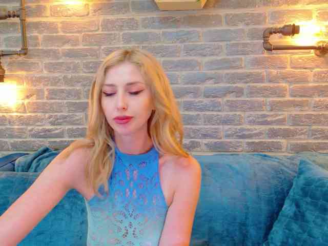 Lisa-Caprice webcam