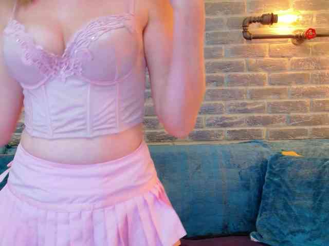 Lisa-Caprice webcam