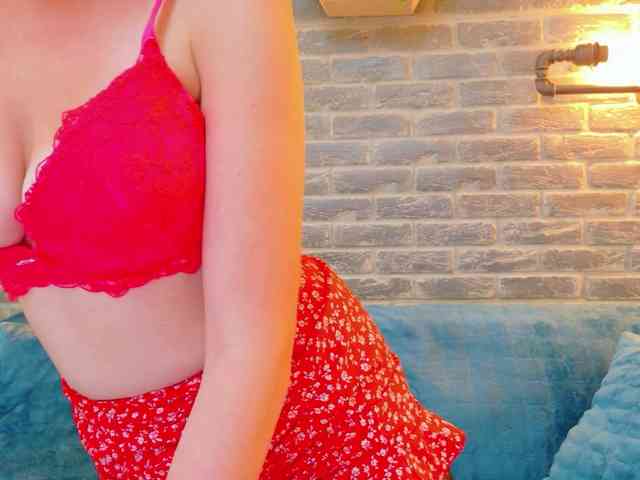 Lisa-Caprice webcam