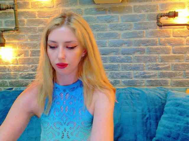 Lisa-Caprice webcam