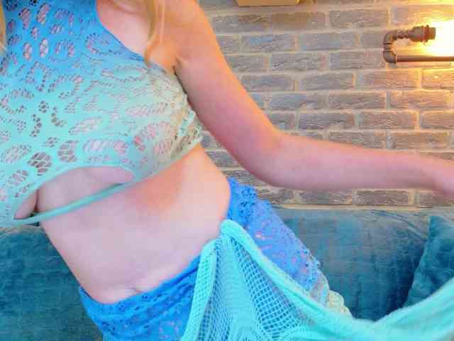 Lisa-Caprice webcam