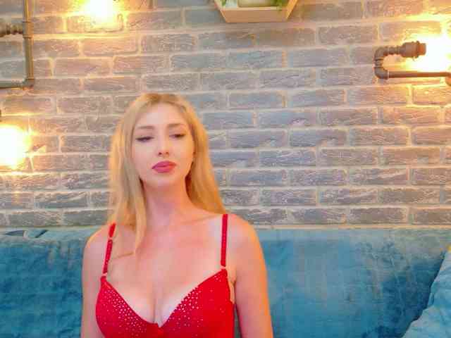 Lisa-Caprice webcam
