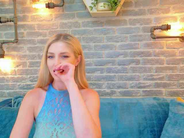 Lisa-Caprice webcam
