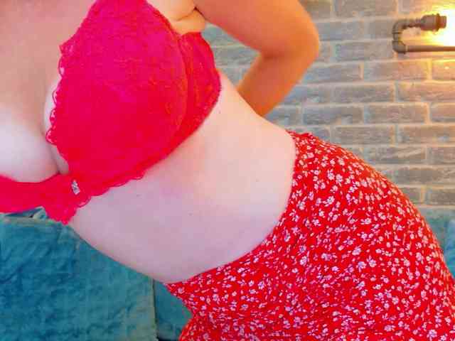 Lisa-Caprice webcam