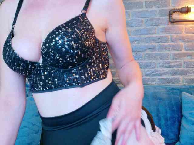 Lisa-Caprice webcam