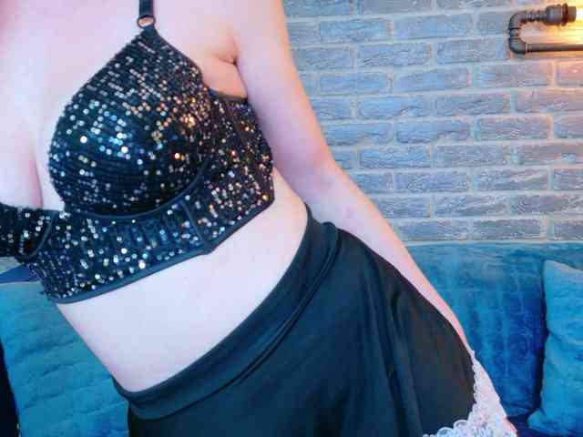 Lisa-Caprice webcam